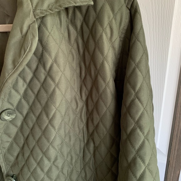 Quilted dark green button up jacket. Northern reflections size medium. Perfect! - Picture 6 of 9